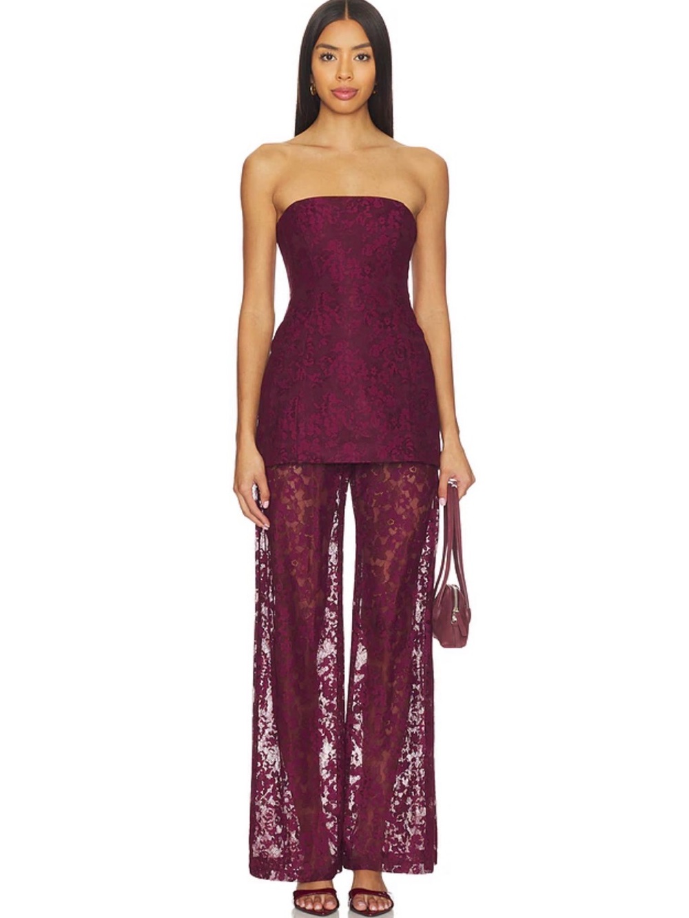 Amanda Uprichard
X REVOLVE LINDA TUNIC IN WINE x REVOLVE Mariko Pant in Wine